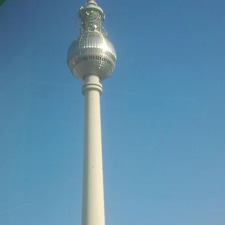 아파트 Mitte Von Mitte - Blick Auf Den Turm 베를린