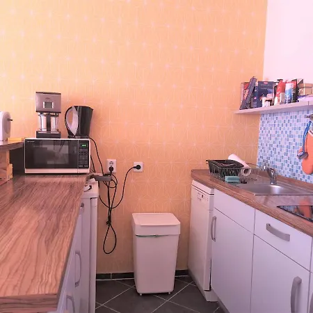 Mitte Von Mitte - Blick Auf Den Turm *