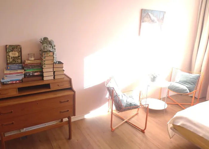 Mitte Von Mitte - Blick Auf Den Turm