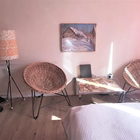 Mitte Von Mitte - Blick Auf Den Turm